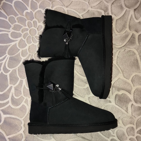 UGG Shoes - NIB UGG Lilou Boots